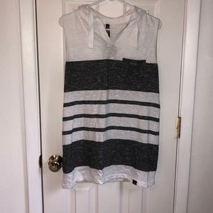 Tank top With hood